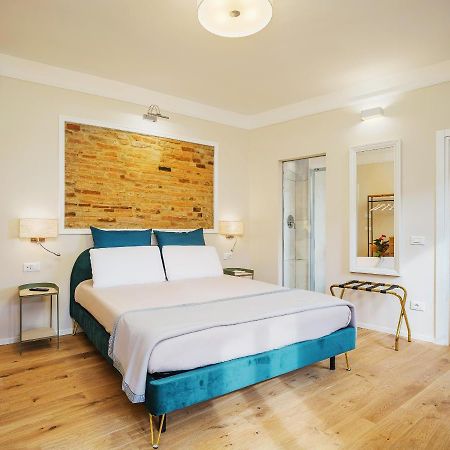 Antiboti Hotel Сан Миниато Екстериор снимка