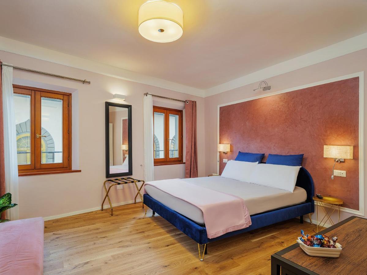 Antiboti Hotel Сан Миниато Екстериор снимка
