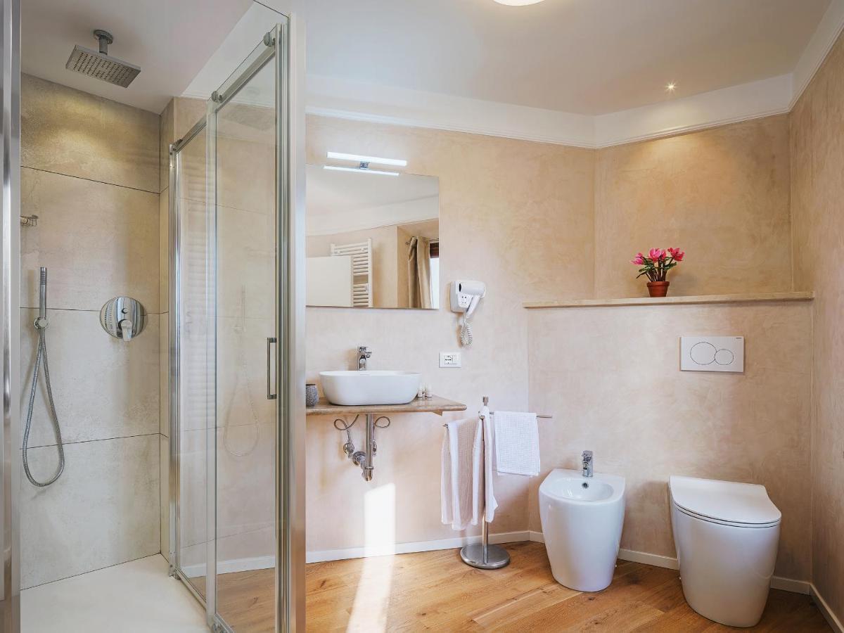Antiboti Hotel Сан Миниато Екстериор снимка