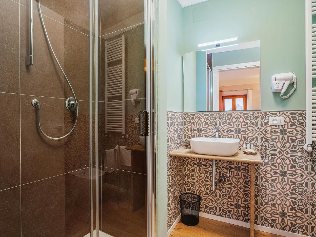 Antiboti Hotel Сан Миниато Екстериор снимка