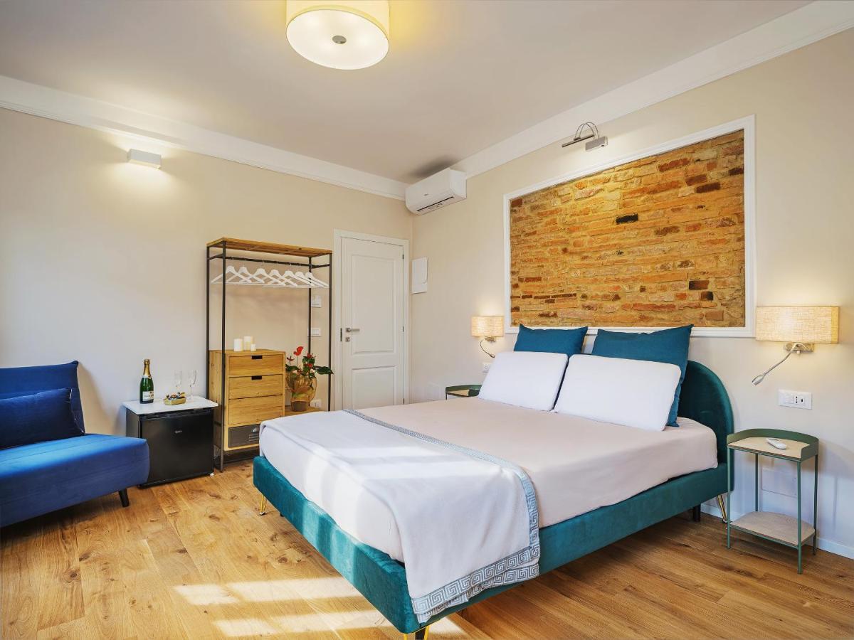 Antiboti Hotel Сан Миниато Екстериор снимка